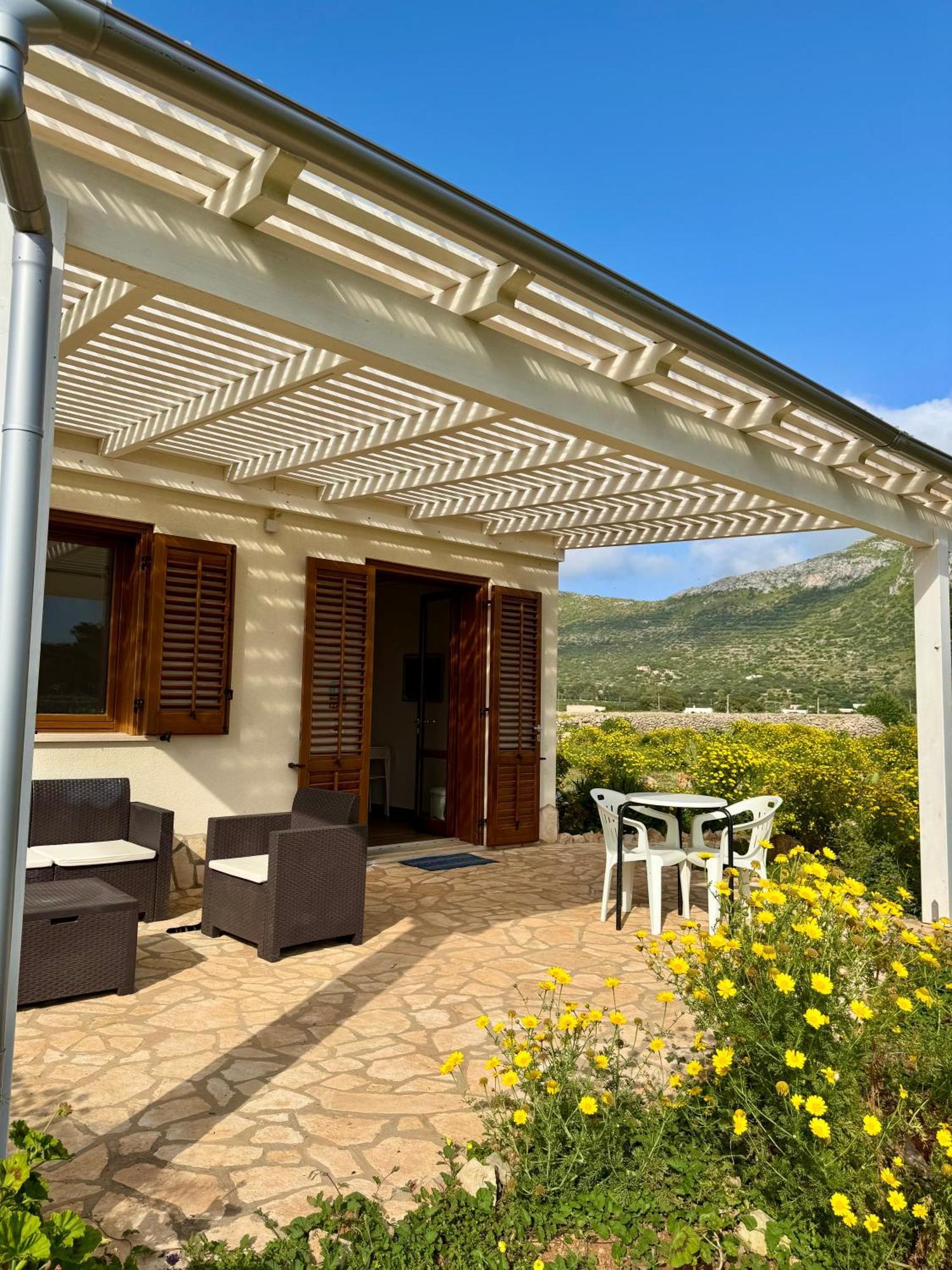 Aria Case Vacanze Фавиньяна Экстерьер фото